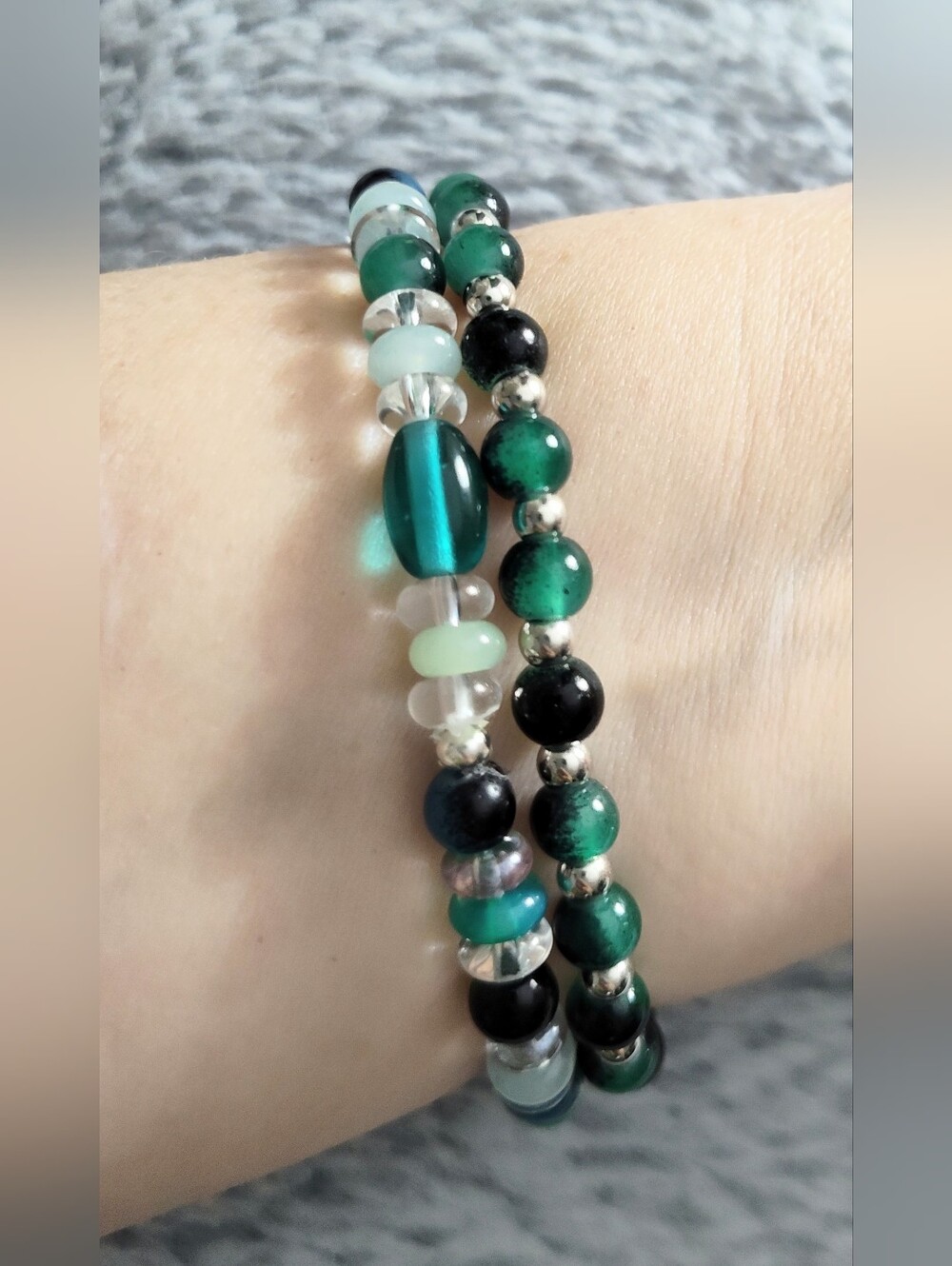 Set Of 2 Green And Aqua Beaded Stretch Bracelets - Glass Beads